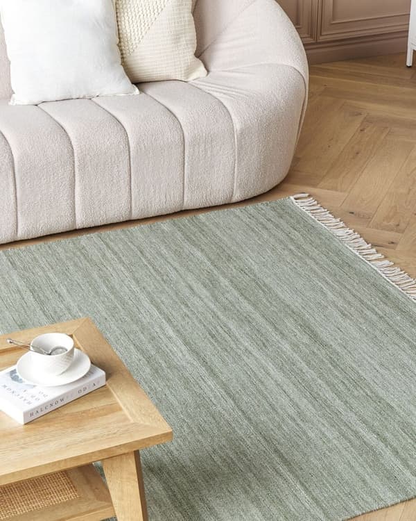Tæppe 160 x 230 cm lysegrøn MALHIA Lumarko!