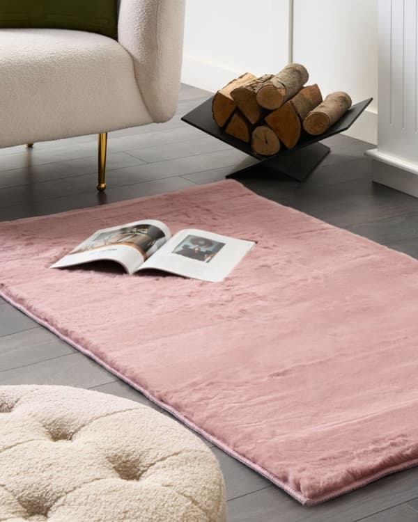 Kanin tekoturkismatto 80 x 150 cm vaaleanpunainen MIRPUR Lumarko!