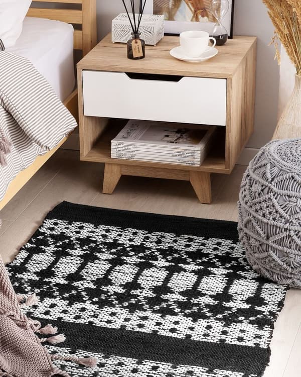 Nahkamatto 80 x 150 cm musta/beige SOKUN Lumarko!