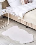 Miniatyrbillede 3 af 6: Kaninpelsimiteret tæppe beige UNDARA Lumarko!
