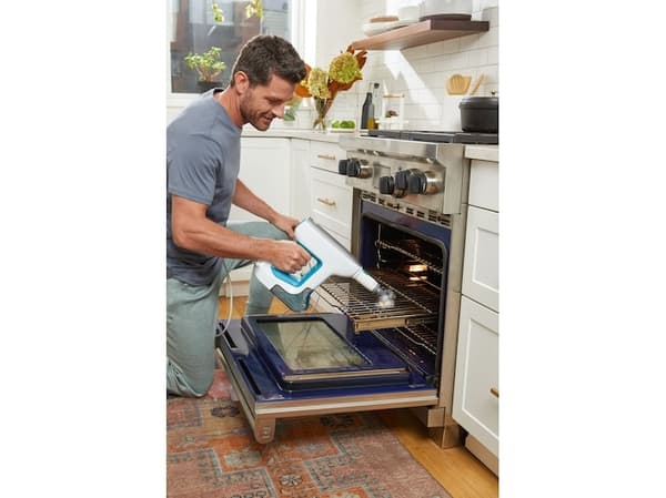 Black & Decker BHSM15FX08-QS, Bärbar ångtvätt, 0,5 l, Vit, 6 m, 1500 W, 30 s