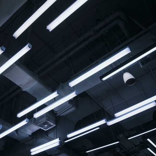 Led-Lampa Varm 8,5W T8 230V Woj+22303