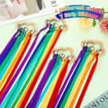 Pikkukuva 1 / 7: OBOSOE 4 kappaletta Rainbow Hand Ribbon Kite kelloilla Tuuli Sauva Tanssiva Ribbon Streamer Pilvi Puu aistilelut Puinen koulutuslelu juhliin