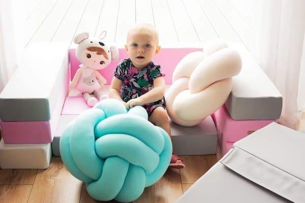 Jenga - 15 Soft Play Blocks - sininen, vaaleanpunainen, vaaleanpunainen, violetti, turkoosi
