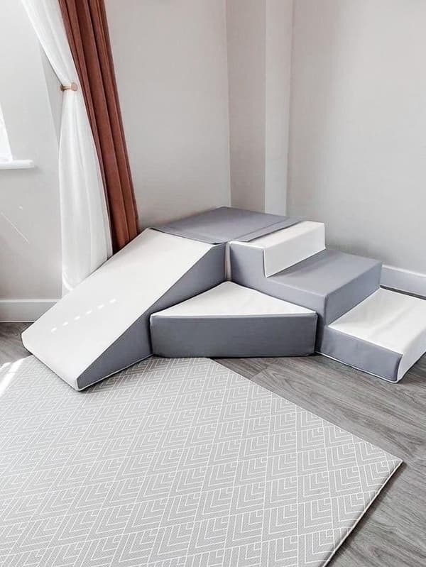 Modernt lekrumsskumblock set - Hållbar, säker och stilfull design för barn
