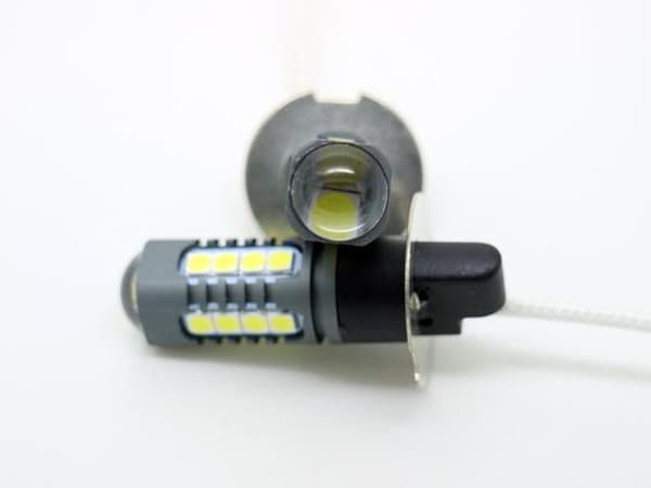 H3 Dimljus 500 lumen led 6000K med 18st 3030smd chip  2-pack