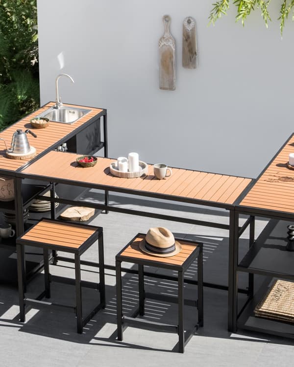 Udendørs haveskammel Sort stålfod Polywoodsæde Moderne fodskammel Patio udendørsbrug