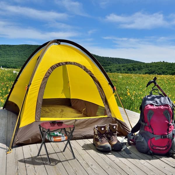 Relaxdays Fällbar campingpall, med ficka, upp till 120 kg, hopfällbar, lätt, strandstol, HxLxD: 39x29x35 cm, röd