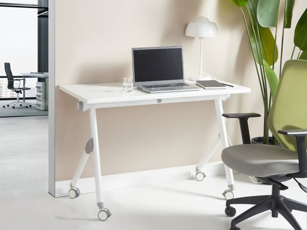 Työpöytä valkoinen MDF-levy teräs 120 x 60 x 75 cm kokoontaitettava siirrettävä pyörillä taittopöytä moderni tyyli