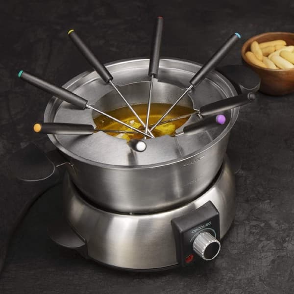 Cecotec Electric cheese, chocolate and oil fondue, 1000 W and 8 forks.