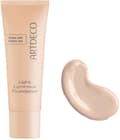 Pikkukuva 2 / 2: Artdeco Light Luminous Foundation - 06 Vaalea beige