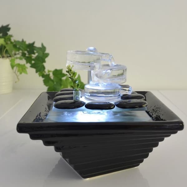 Inomhusfontän - Himalaya - Cool vit LED - Lackerad keramik - Justerbart vattenflöde - Tyst pump