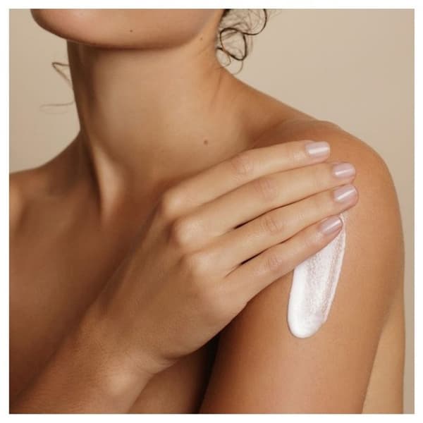 Lait-Crème Fluide+ - Embryolisse - 400ml - Ultra-fuktgivande - Multifunktionell - Flytande konsistens