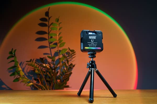 Newell LED light RGB-W Rangha Nano Sunset