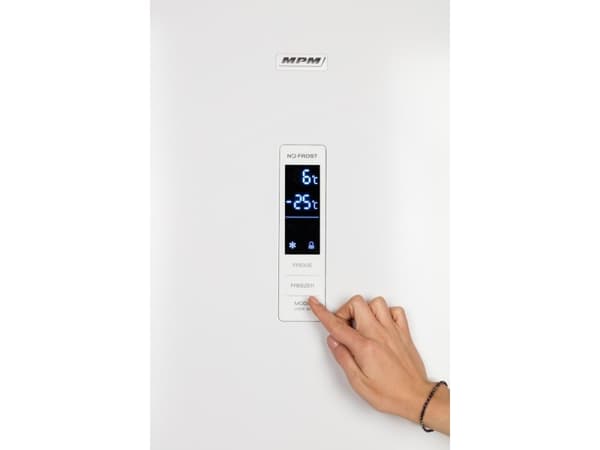 MPM 357-FF-31W/AA kjøleskap