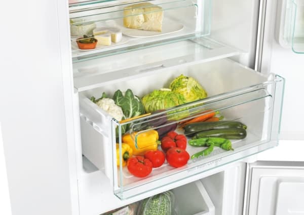 Candy FRESCO CBT5518EW - Kjøleskap/fryser - bunnfryser - innebygd - Wi-Fi - bredde: 54 cm - dybde: 54.5 cm - høyde: 177.2 cm - 248 liter - Klasse E -