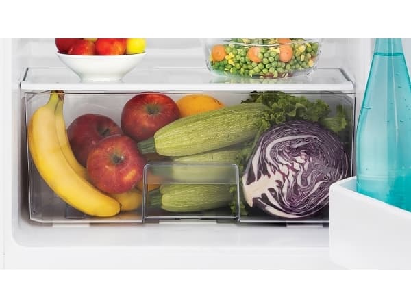 Beko B1754N - Kjøleskap med fryserboks - innebygd - bredde: 54.5 cm - dybde: 54.5 cm - høyde: 86.6 cm - 110 liter - Klasse E - hvit