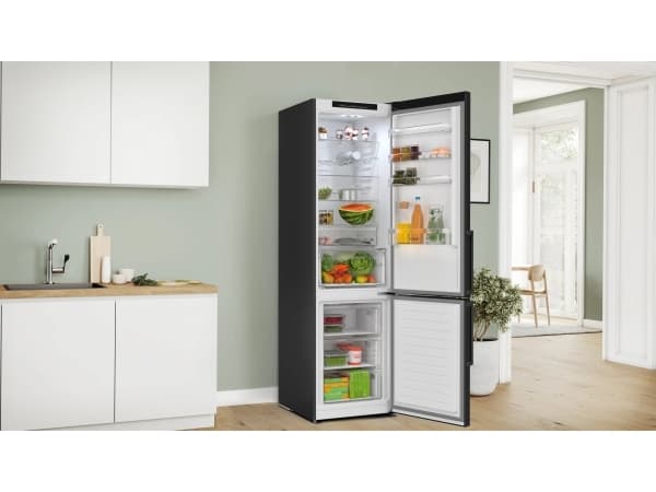 Bosch Series 4 KGN39VXAT Kjøle/Fryser 363 Liter