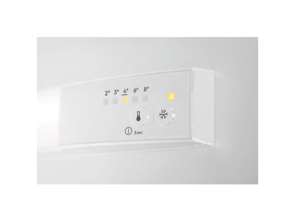Electrolux LFB3AE82R, 93 l, Innebygget, E, 38 dB, Hvit