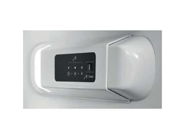INDESIT | Jääkaappi | LI6 S2E S | Energiatehokkuusluokka E | Vapaasti seisova | Combi | Korkeus 158,8 cm | Jääkaapin nettotilavuus 197 L | Pakastimen