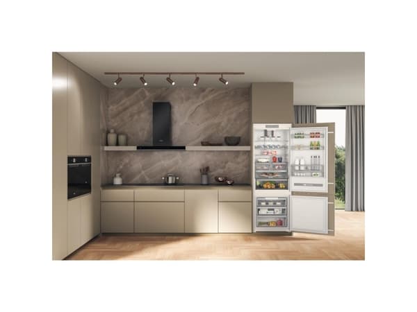 Jääkaappi Whirlpool Whirlpool ŠALDYTUVAS ĮM SP40 812 EU 2 WHP
