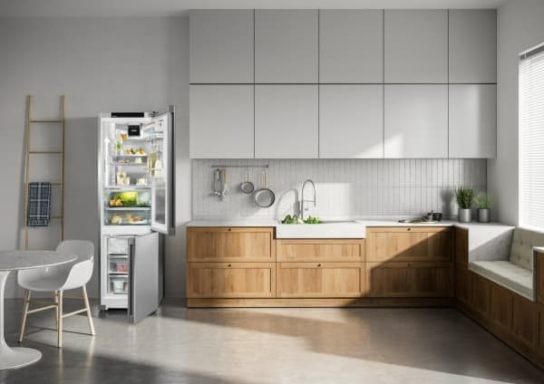 Liebherr CBNstb 579i Peak, 362 l, Frostfri (kyl), SN-T, 10 kg/24h, B, Silver