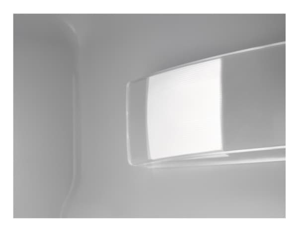 Electrolux KTS5LE14S, 218 L, SN-T, 5,5 kg/24t, E, Fresh zone, kupé, Hvit