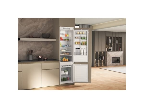 Whirlpool WHC20D023B1 SF Built-in 300 L E White