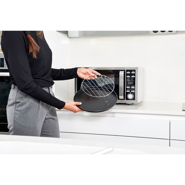 BLACK+DECKER Mikro Digitaalinen 25L 900W Musta