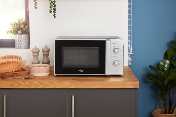 Beko MOC20100SFB, Pöytämalli, Solo-mikroaaltouuni, 20 L, 700 W, Nuppi, Hopea