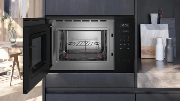 Siemens iQ500 Inbyggd mikrovågsugn 59 x 38 cm - Svart