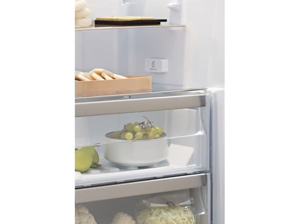 Whirlpool SW8 AM2 D XR, 364 l, Frostfritt system, SN-T, 38 dB, Rustfritt stål