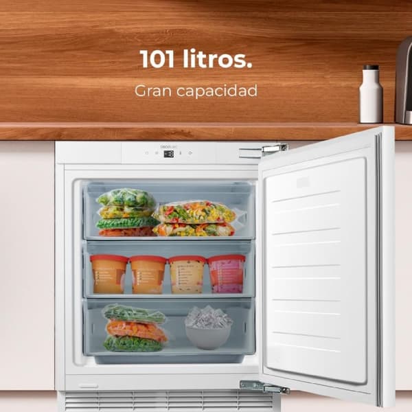 Cecotec Built-in 101-litre capacity freezer, class E, display touch and Fast Freezing.