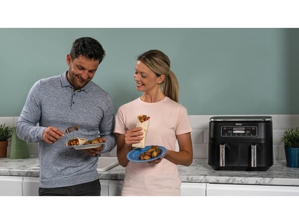 Ninja AF300EU Double 7.6 L Stand-alone 2470 W Hot air fryer Black