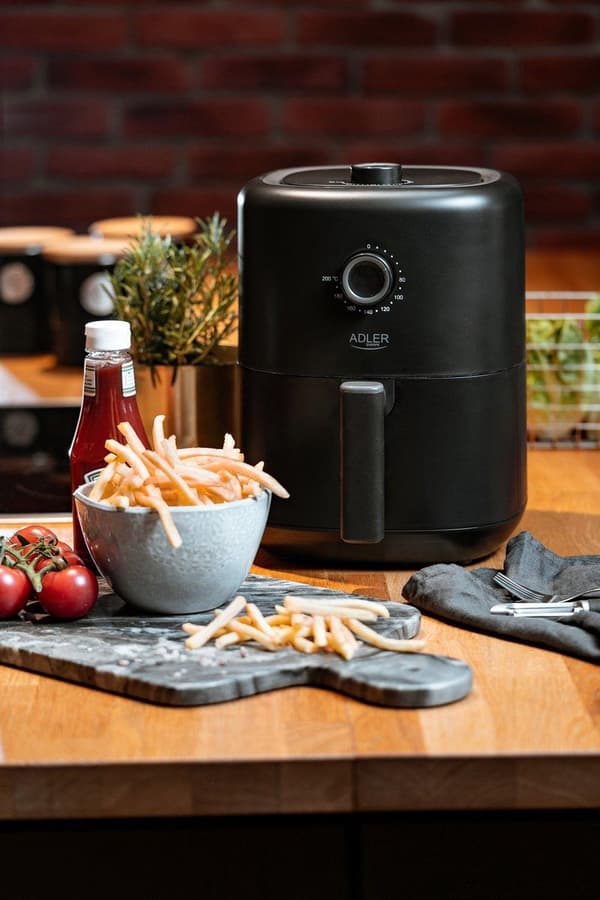 Adler Airfryer | Model AD 6310 | Sort | 3 liter | 2200W | Konvektionsteknologi | 80 - 200 °C