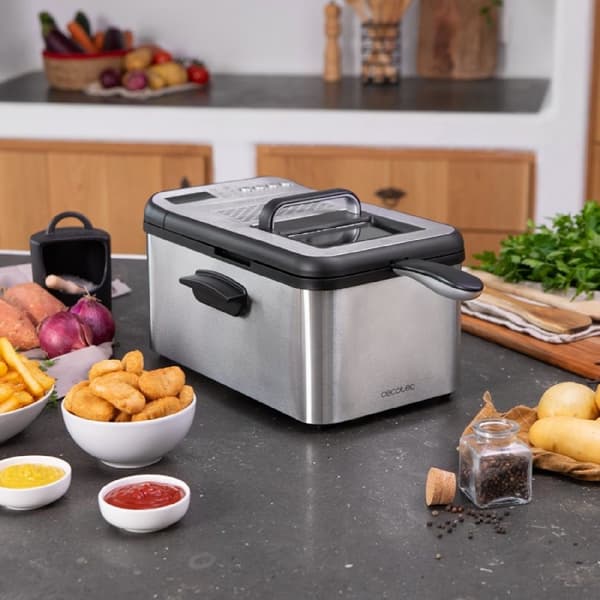 Cecotec 3.2-litre digital fryer, with stainless-steel elegant design and 5 preset programmes. Features 2400 W power and includes OilClean filter whic