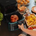 Miniatyrbild 5 av 5: Cecotec Digital air fryer, with stainless-steel finish, oil-free, 5,5-L capacity, and PerfectCook technology.