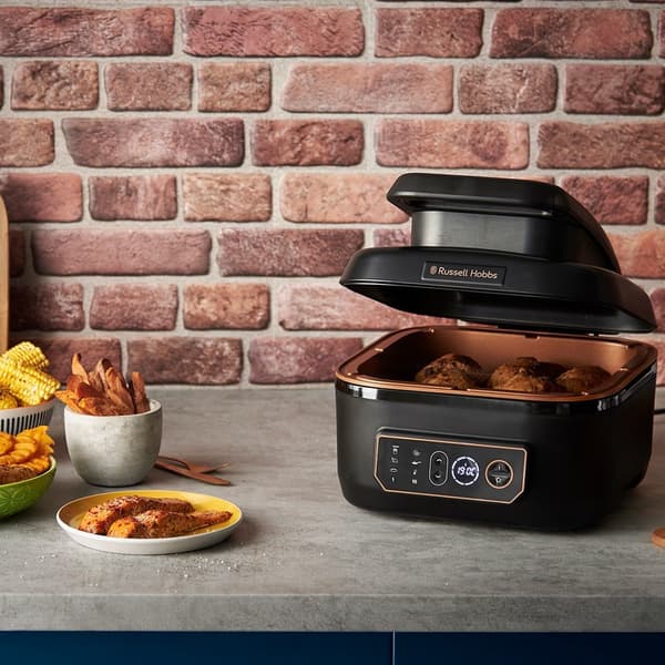Russell Hobbs SatisFry Air & Grill Multikoger 5,5 L 1745 W Sort