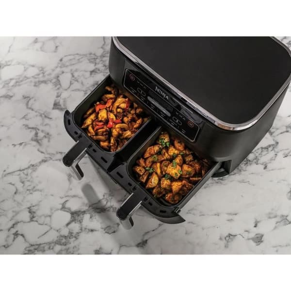NINJA frityr utan olja - Foodi Dual Zone AF300EU - Kapacitet 7,6L - 6 matlagningprogram - 2400W