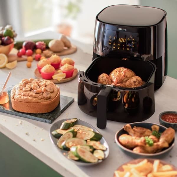 PHILIPS HD9270/90 - Airfryer XL - Oljefri fritös - 1,2 kg - Rapid Air-teknik - Digitalt gränssnitt - 7 förinställningar - Svart