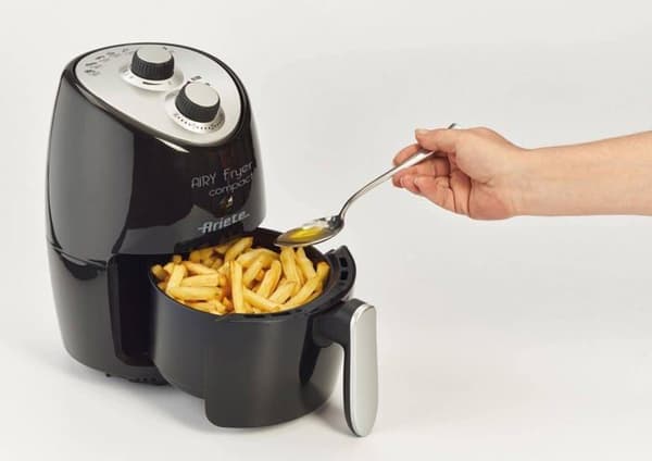 Ariete - 00C461700AR0 - 4617 Airy Fryer Compact Air Fryer Kapacitet 2 L 1000 W Max temperatur 200 C Svart