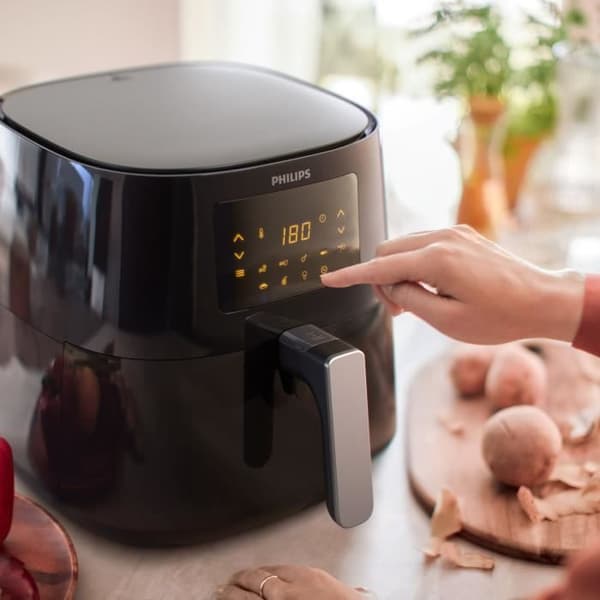 Philips Airfryer XL Oliefri frituregryde 3000 HD9270/70. 1.2 kg. Rapid Air-teknologi. 7 forudberegninger. sort