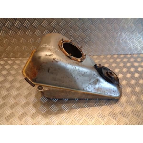 bensintank skoter honda fjs 600 silverwing 2002- USED