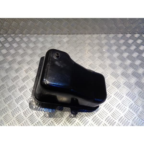 bensintank kinesisk skoter generisk 50 onyx 4 takt- USED