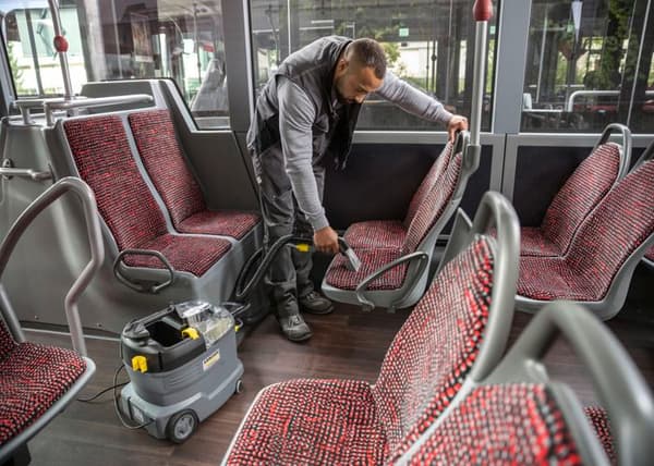 Extraktor injektor 1380W Puzzi 8/1 med tillbehör - KARCHER - 11002400