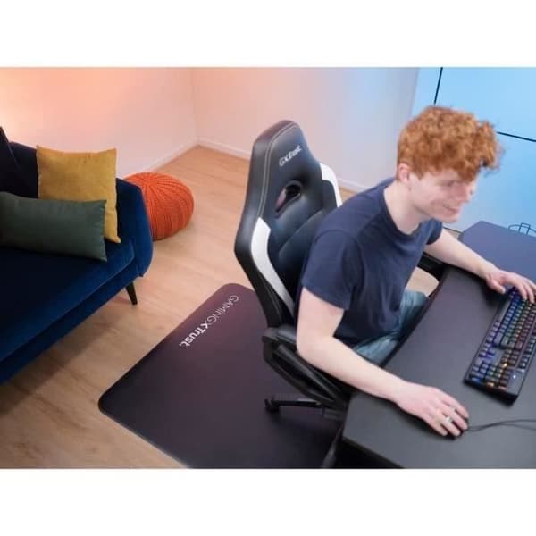 Trust Gaming GXT 715 Stolsmatta 99 × 120 cm, hållbar och motståndskraftig – Svart
