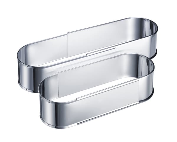 Oval baking tin