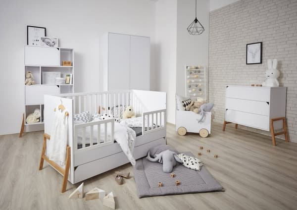 Bellamy – Mycket snö garderob – Färg: Garderob