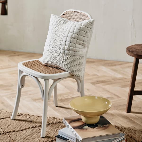 FURNLUX RUOKASALIN TUOLI WICKY VALKOINEN 44CM