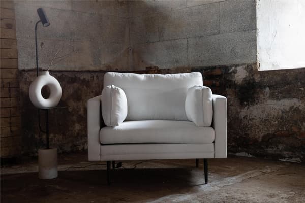 FURNLUX FÅTÖLJ BOM VIT & SVART 110CM